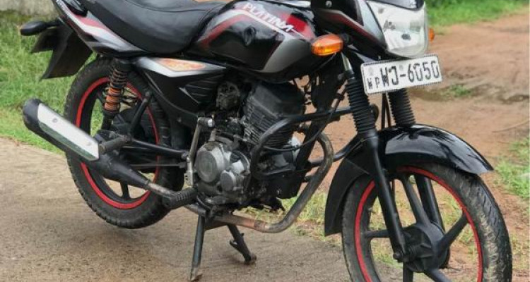 BAJAJ PLATINA 2017