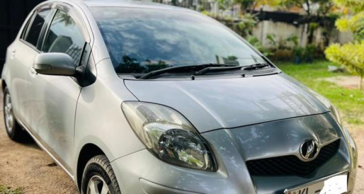 TOYOTA VITZ 2007