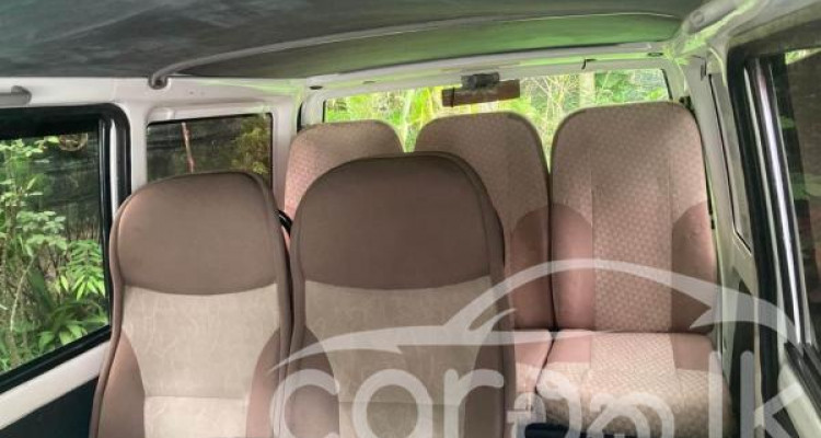 MITSUBISHI MINICAB 1999