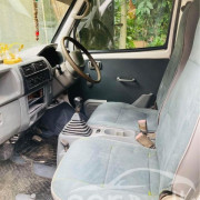 MITSUBISHI MINICAB 1999