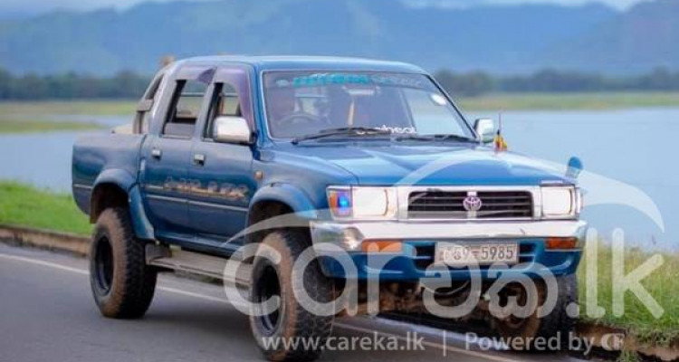 TOYOTA HILUX 1996