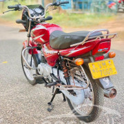 BAJAJ CT100 2010