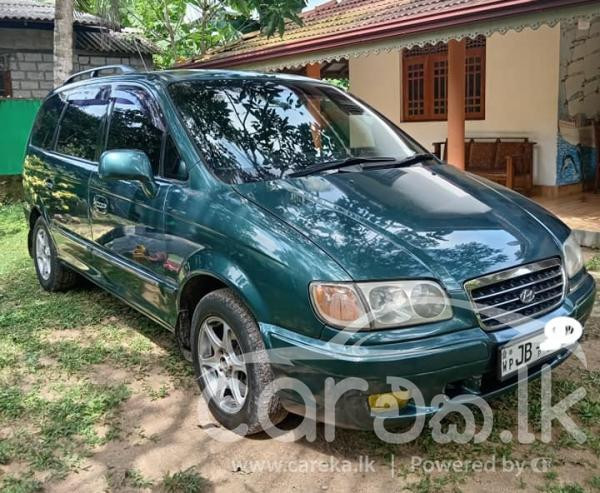 HYUNDAI TRAJET 2000