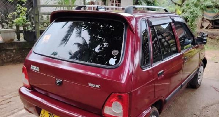 SUZUKI MARUTI 800 2005
