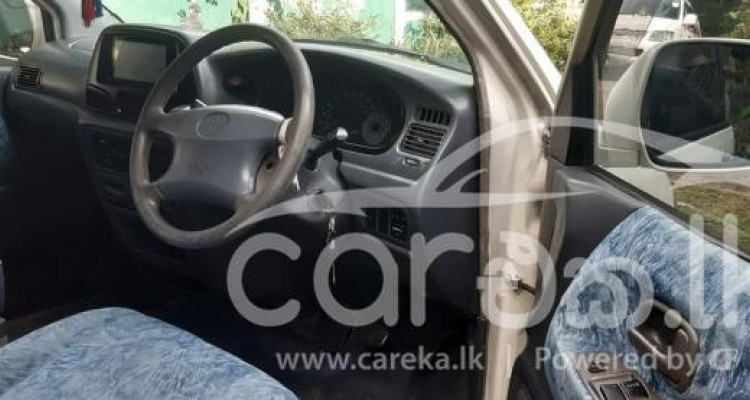 TOYOTA NOAH KR42 2002