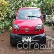BAJAJ QUTE 2019