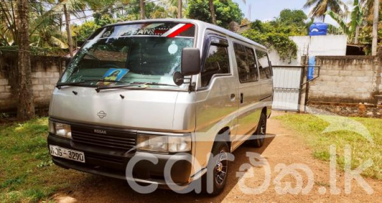 NISSAN CARAVAN 2000