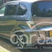 HONDA FREED 2012