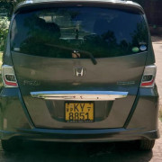 HONDA FREED 2012