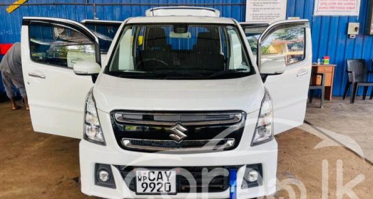 SUZUKI WAGON R STINGRAY 2018