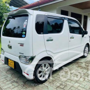 SUZUKI WAGON R STINGRAY 2018
