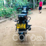BAJAJ PULSAR 180 2017