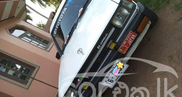 TOYOTA COROLLA DX WAGON KE72 1986