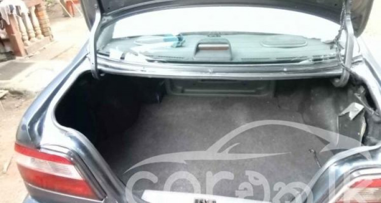 NISSAN BLUEBIRD 1999