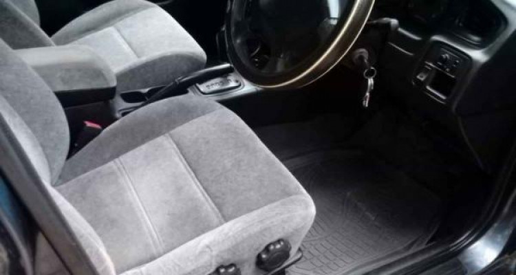 NISSAN BLUEBIRD 1999
