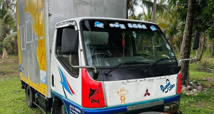 MITSUBISHI CANTER 1997