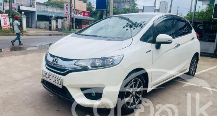 HONDA FIT GP5 2014