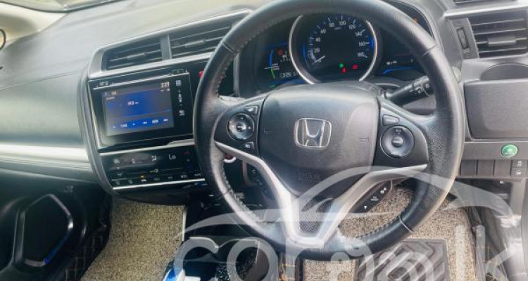 HONDA FIT GP5 2014