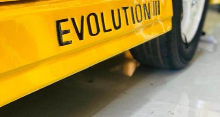 MITSUBISHI LANCER CB8 1993