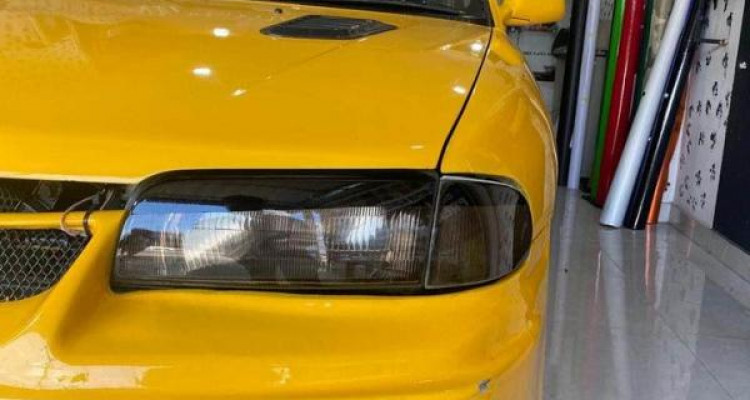 MITSUBISHI LANCER CB8 1993