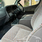 TOYOTA HIACE LH102 1992