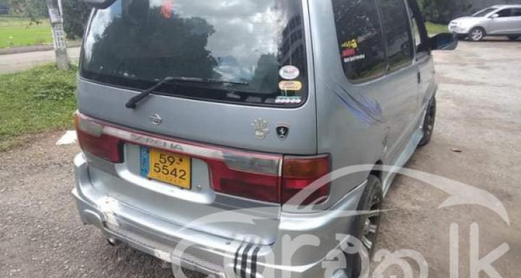 NISSAN SERENA 1992