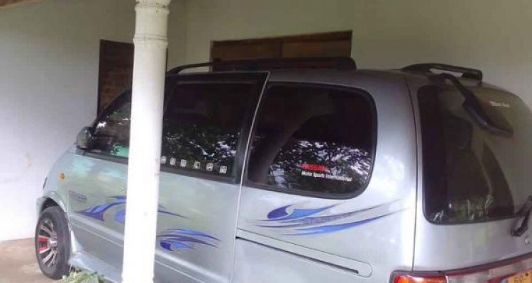 NISSAN SERENA 1992