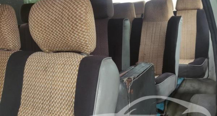 TOYOTA HIACE LH30 1979