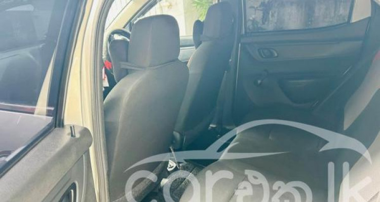 RENAULT KWID 2016