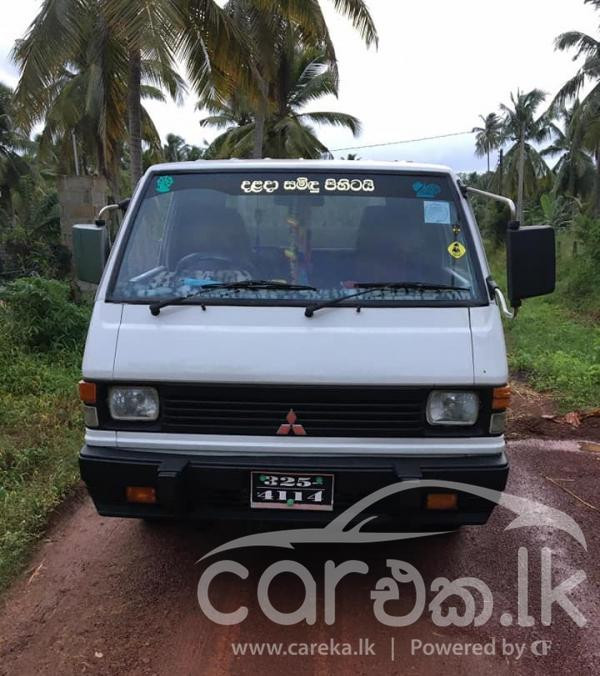 MITSUBISHI DELICA 1980