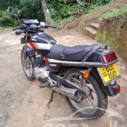 HONDA CB 125 2004