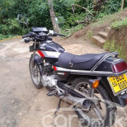 HONDA CB 125 2004