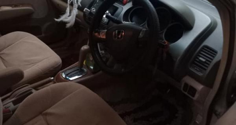 HONDA FIT ARIA 2004