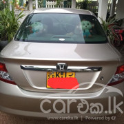 HONDA FIT ARIA 2004