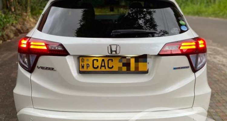 HONDA VEZEL Z 2014
