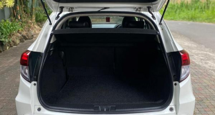 HONDA VEZEL Z 2014