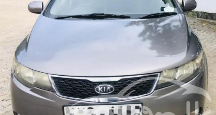 KIA CERATO 2011