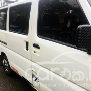 MITSUBISHI MINICAB 1999