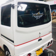 MITSUBISHI MINICAB 1999