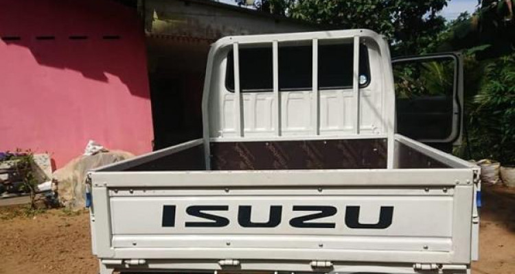 ISUZU CREW CAB 2000