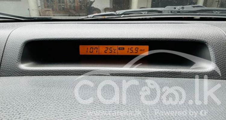 SUZUKI SWIFT 2010