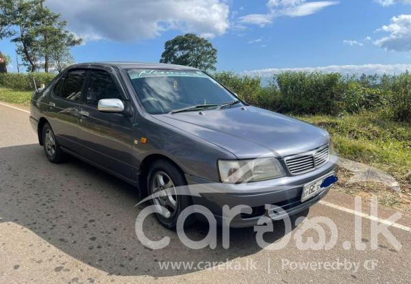 NISSAN BLUEBIRD SU14 2000