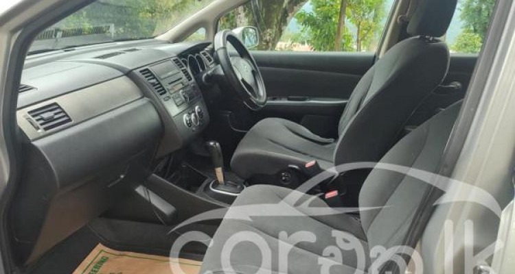 NISSAN TIIDA 2007