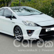 TOYOTA PRIUS 2013