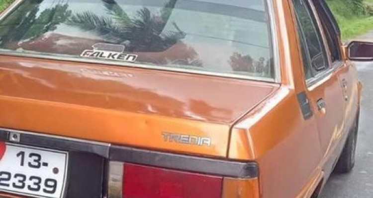 MITSUBISHI TREDIA 1984