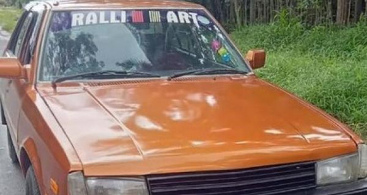 MITSUBISHI TREDIA 1984