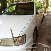NISSAN BLUEBIRD SU14 1999