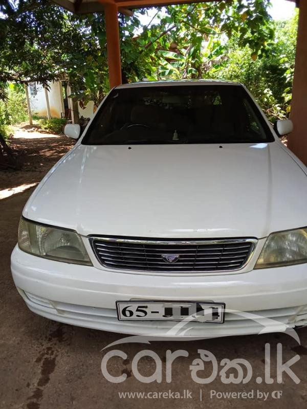 NISSAN BLUEBIRD SU14 1999