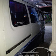 MITSUBISHI MINICAB 1999