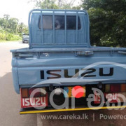 ISUZU NHR 1999